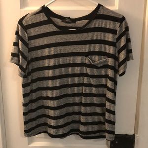 Forever 21 T-shirt